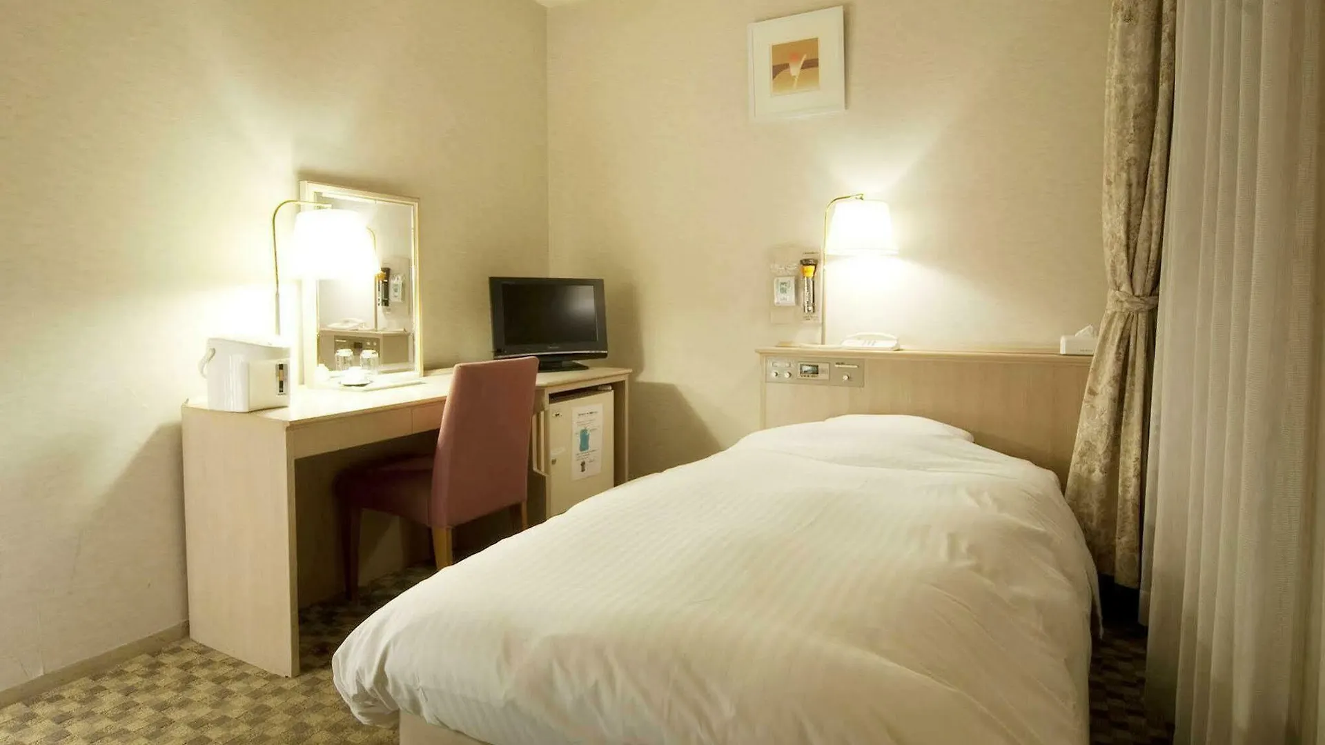 Hotel Mielparque Osaka 4*,